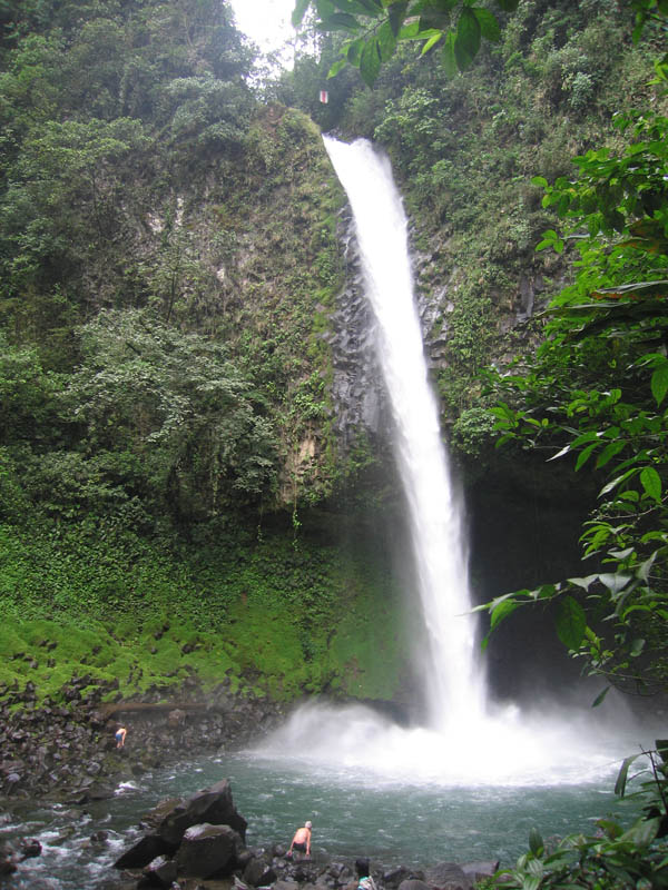 la fortuna waterfall